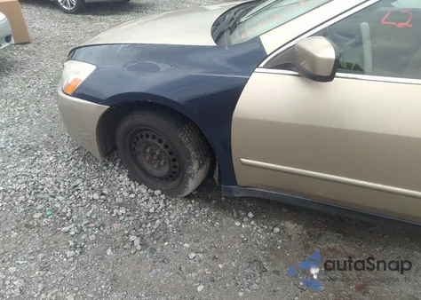 2005 Honda Accord 2.4 Lx z USA, uszkodzony, nr VIN 1HGCM56485A011095